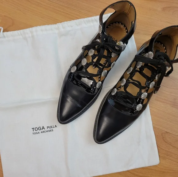 TOGA Pulla | Shoes | Toga Pulla Black Laceup Oxfords | Poshmark